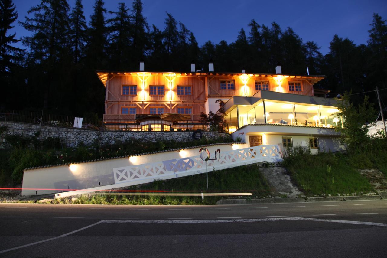 Hotel Alle Ciaspole ฟอนโด ภายนอก รูปภาพ